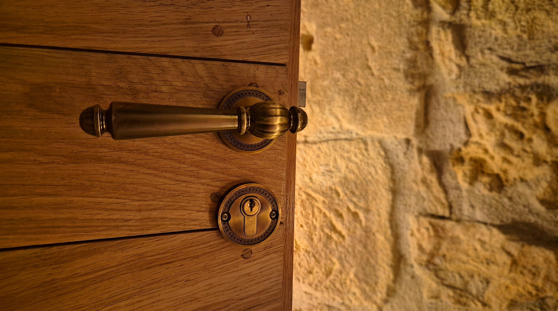 1503 gite couple sarlat chambre chaussons ambiance